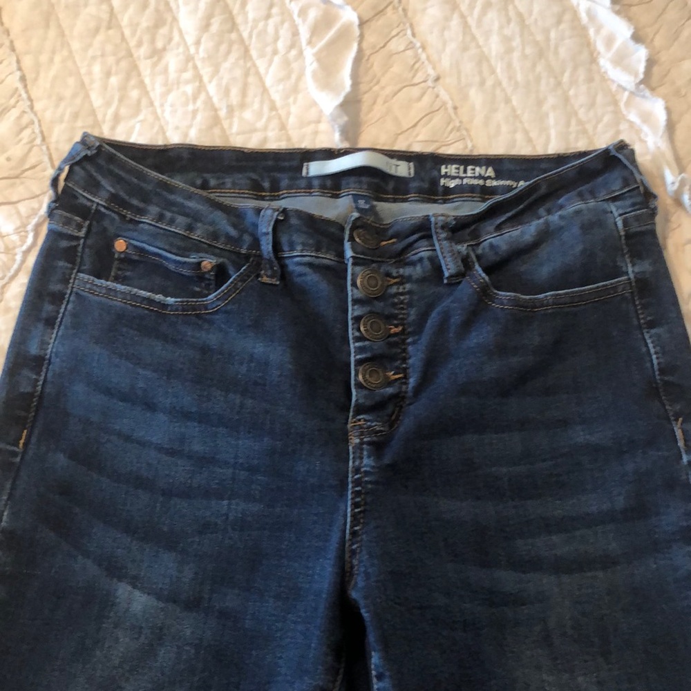 IT button fly jeans. Great condition, barely worn.